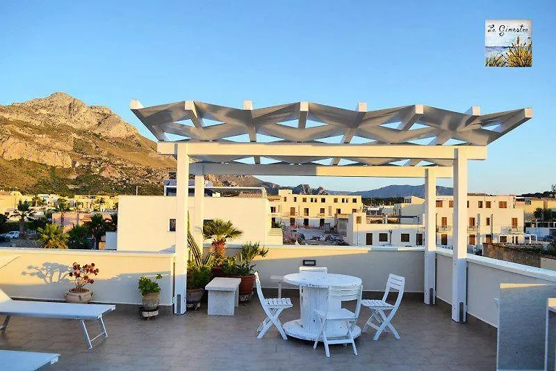 Apartment Appartamento Le Ginestre San Vito Lo Capo Italy